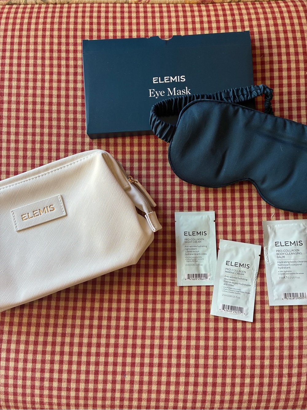 Elemis Faux Leather White Pouch with Eye Mask New Never Used with 3 Samples